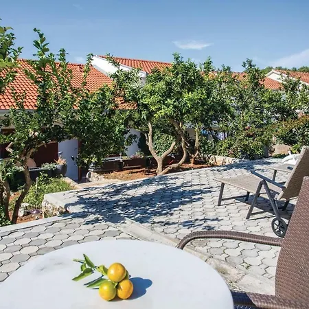 Apartamento Two-bedroom In Komarna